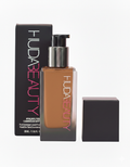 Huda beauty foundation