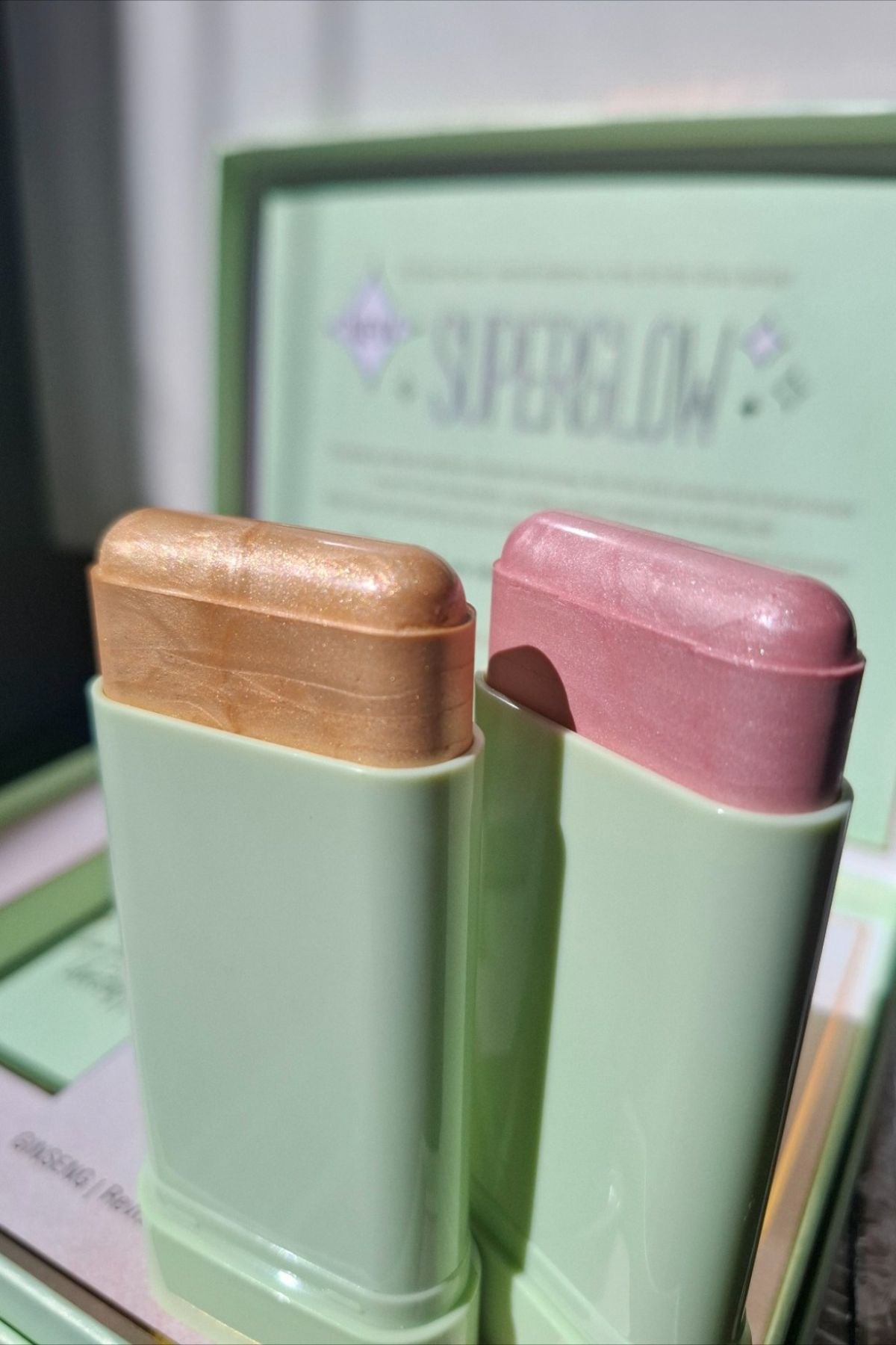 Pixi highlighter stick