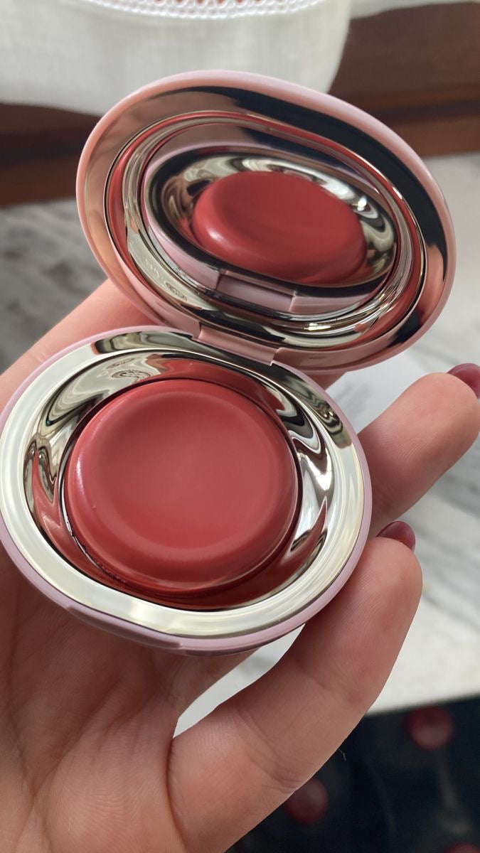 Rare beauty blush