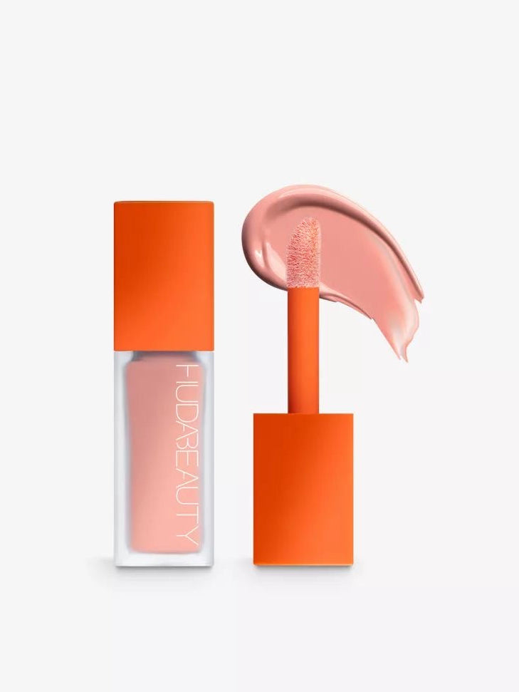 Huda beauty corrector