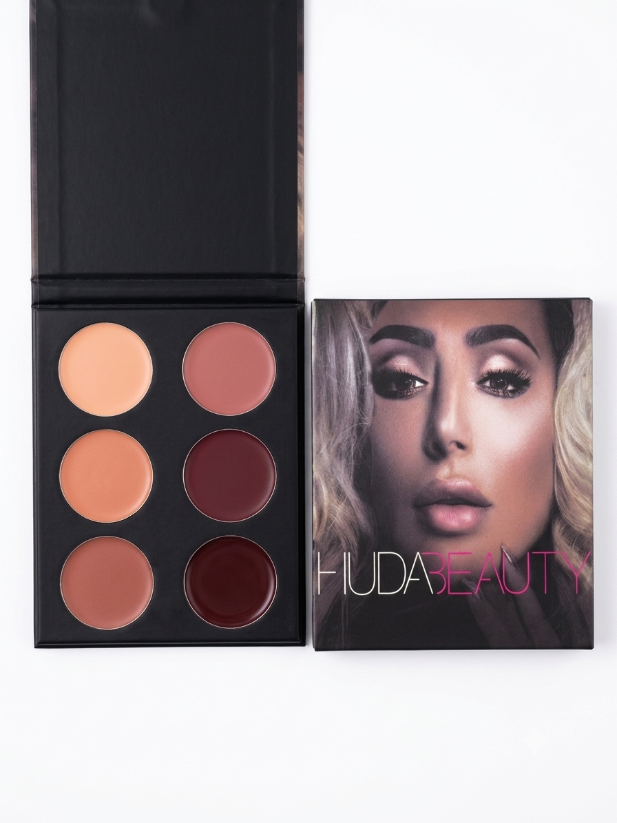 Huda beauty contour palette