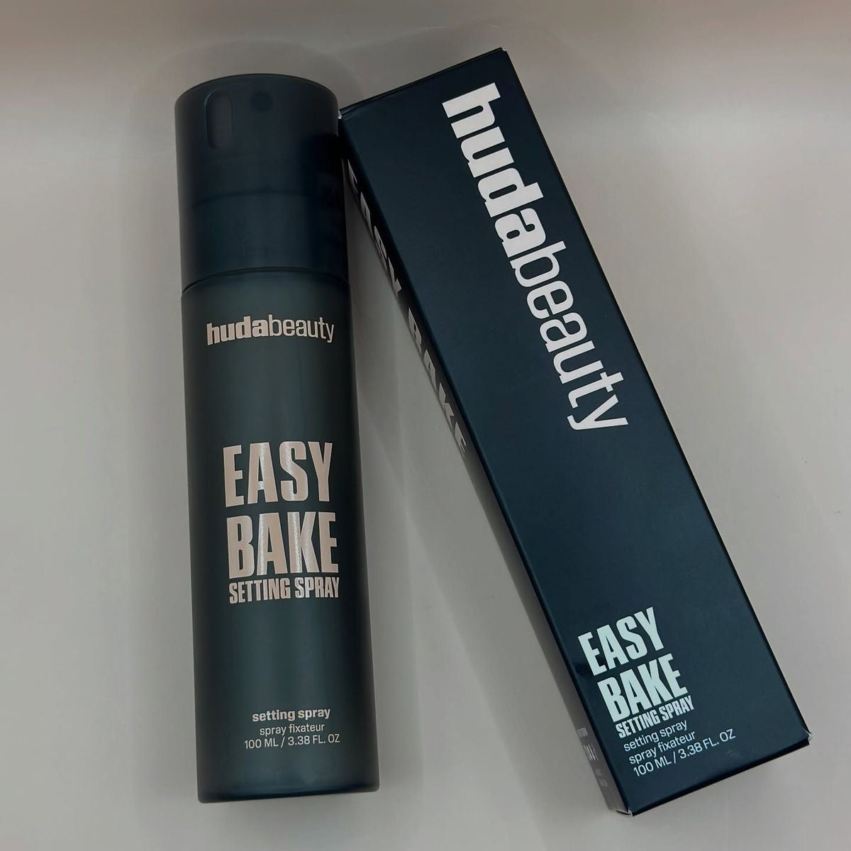 Huda beauty setting spray